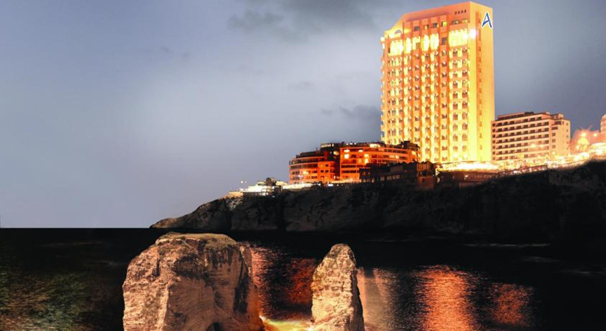 Aparthotel Raouche Arjaan By Rotana Beirut Exterior foto