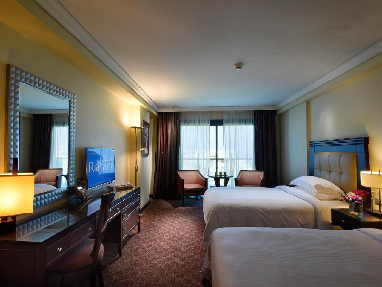 Aparthotel Raouche Arjaan By Rotana Beirut Exterior foto